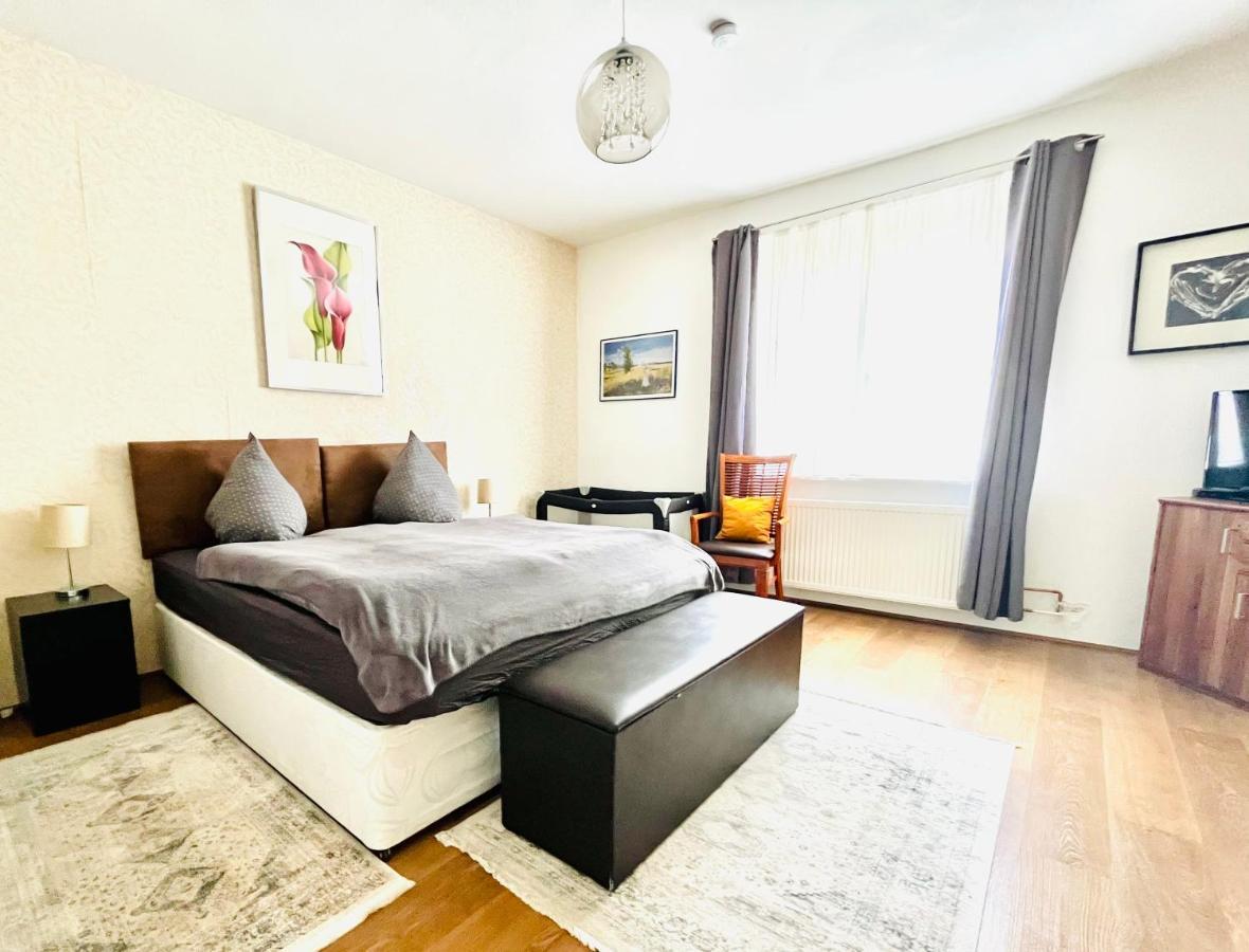 Lovely Apartment Center Of بادن بادن المظهر الخارجي الصورة
